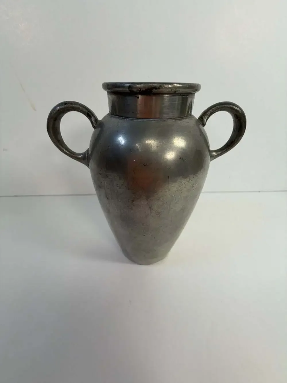 Mayflower Pewter W.B. Mfg. Co. 3261 Two-Handled Urn Vase